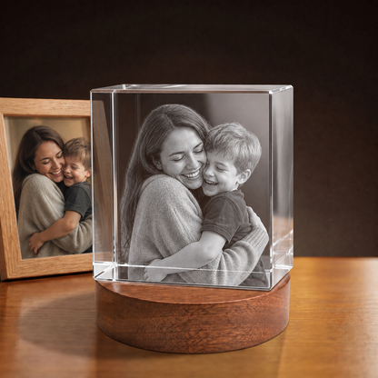 3D Crystal Square personalized parent and child photo engraving on walnut display base